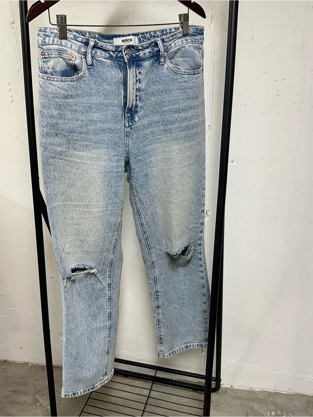 Mica Light Wash Straight-Leg Jeans with Knee Rips 🏀
